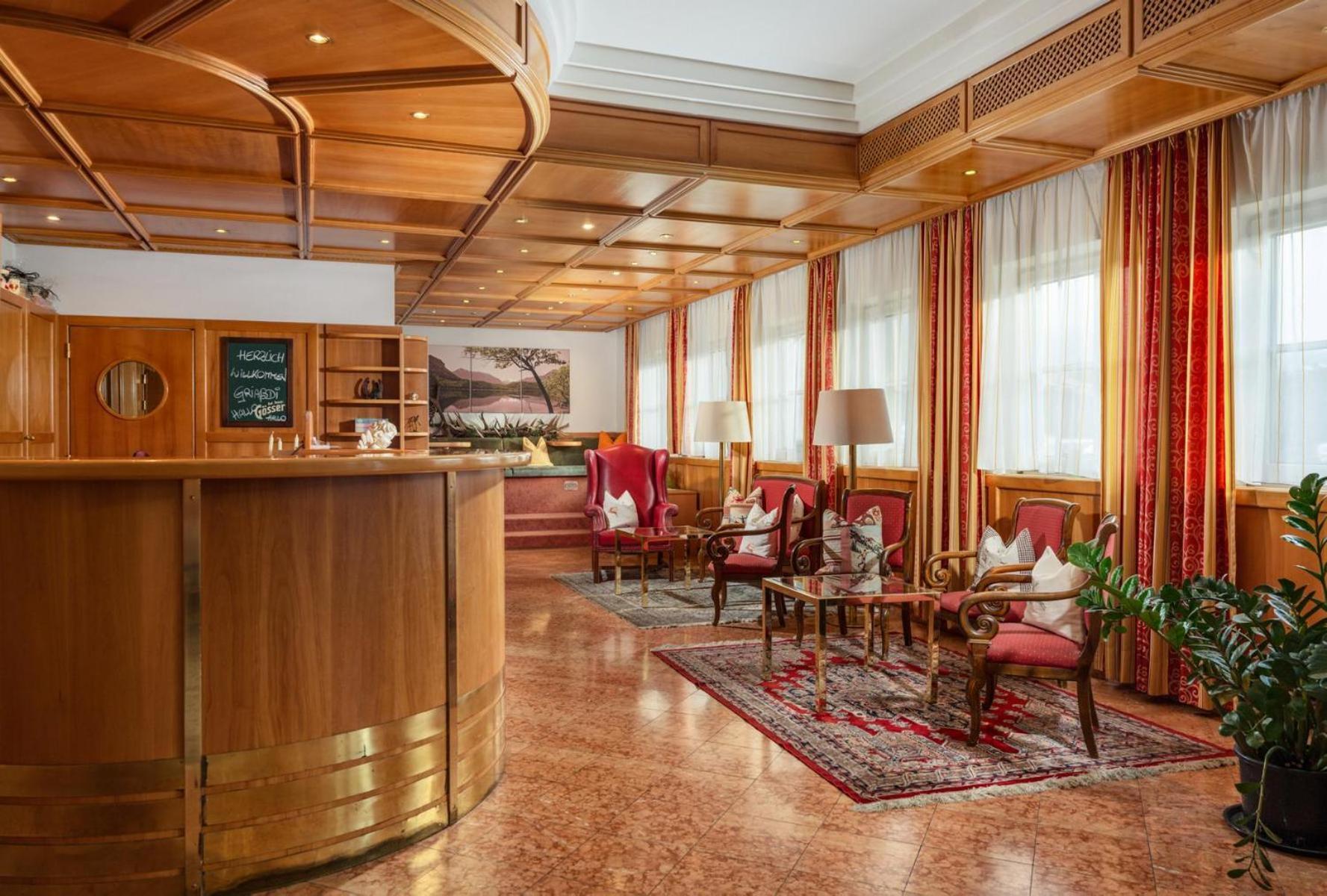 Hotel Restaurant Lebzelter アルテンマルクト・イム・ポンガウ エクステリア 写真